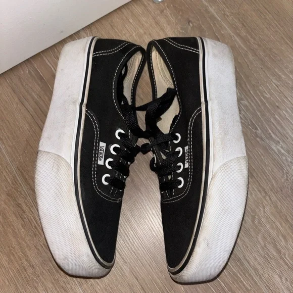 Vans Platform Shoes - Picture 5 of 9